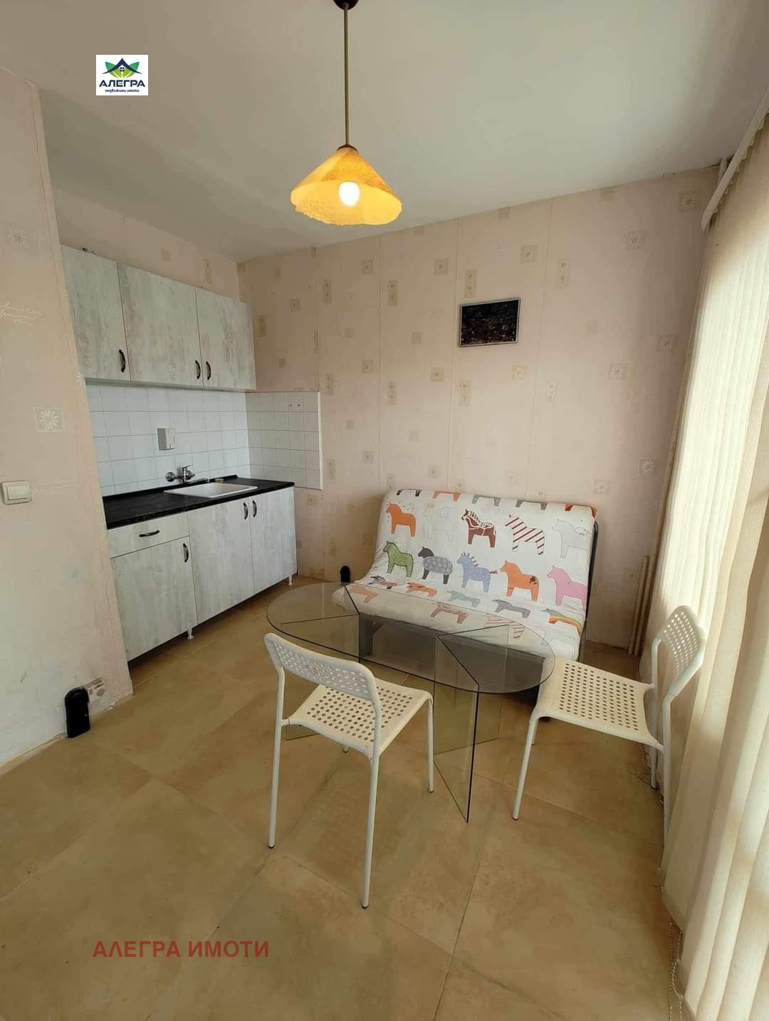 Продава 3-СТАЕН в град Пазарджик, Изток