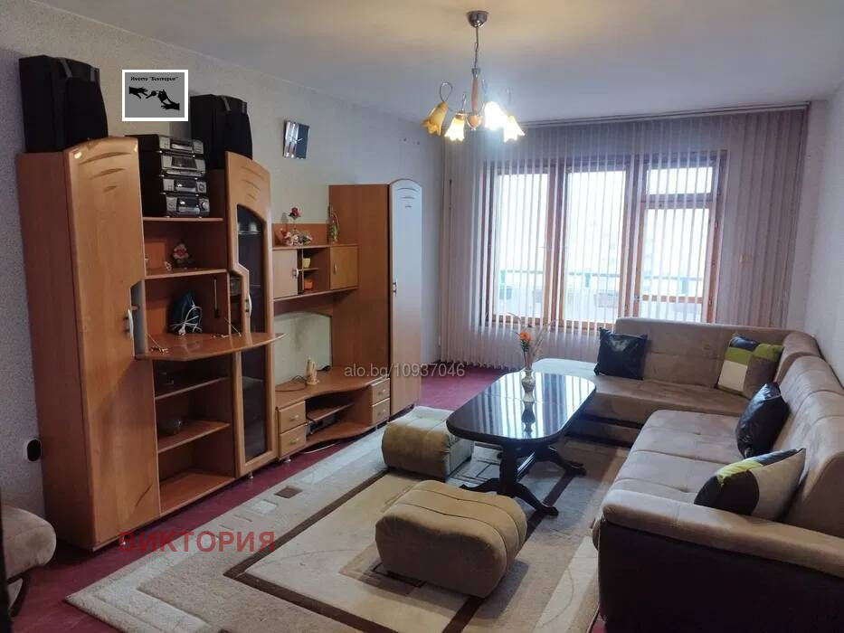 Продава 3-СТАЕН в град Пазарджик, Окръжна болница