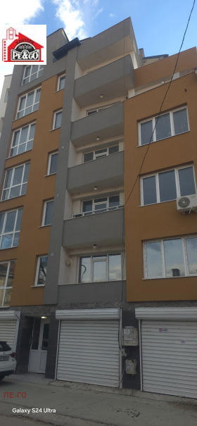 Продава 3-СТАЕН в град Пазарджик, Руски