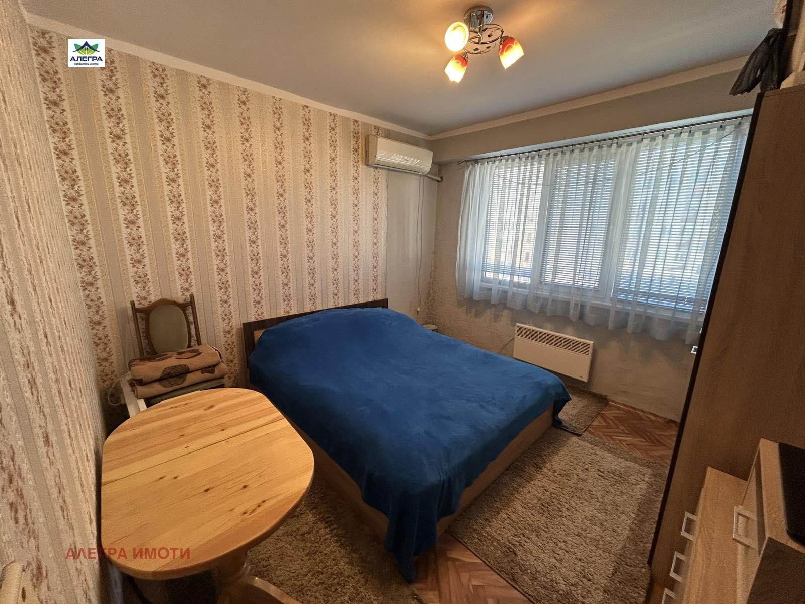 Продава 3-СТАЕН в град Пазарджик, Устрем