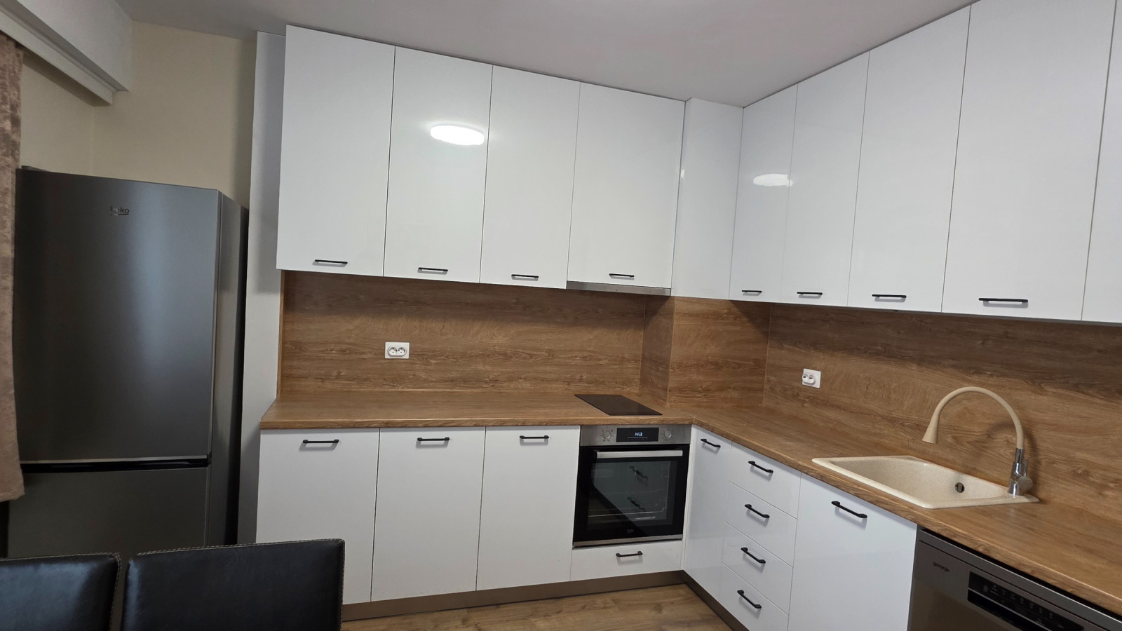 Продава 3-СТАЕН в град Пазарджик, Център