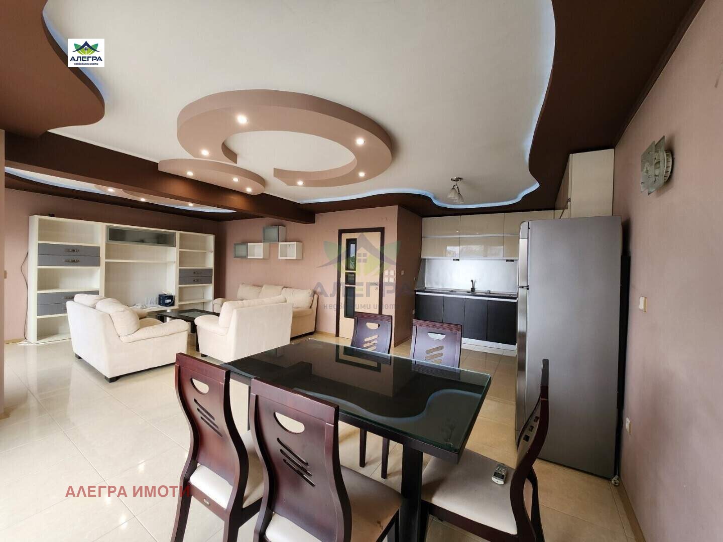 Продава 3-СТАЕН в град Пазарджик, Център