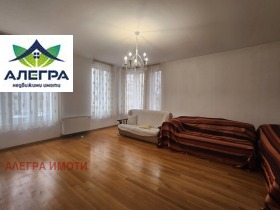 Продава МНОГОСТАЕН в град Пазарджик, Център