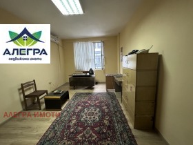 Продава ОФИС в град Пазарджик, Център