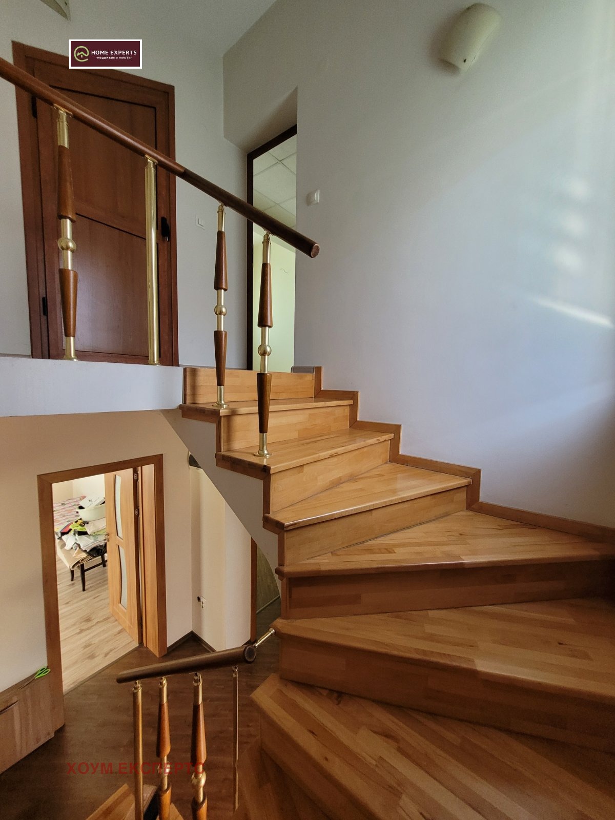 Продава КЪЩА в град Пазарджик, Руски