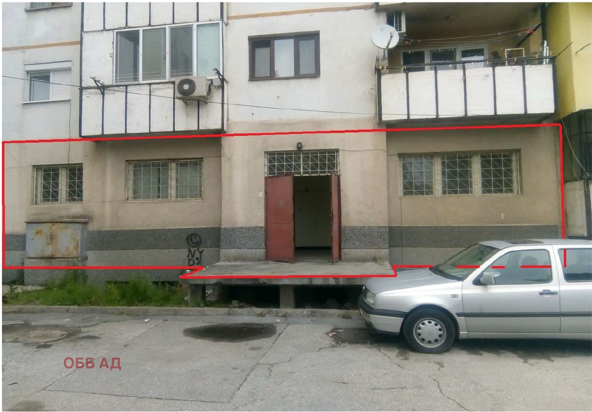 Продава МАГАЗИН в град Пазарджик, Център