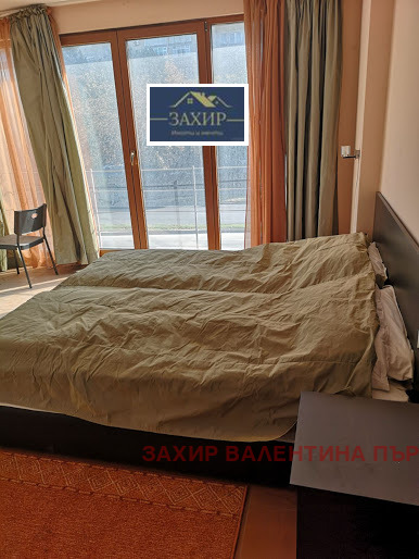 Продава ХОТЕЛ в град Пазарджик, Изток